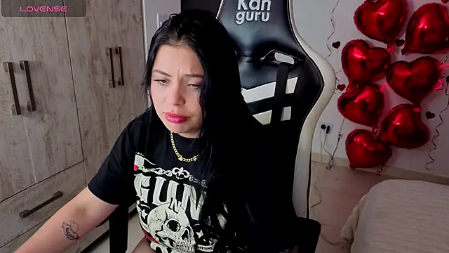 XXX chat uživo modela Victoryyy_