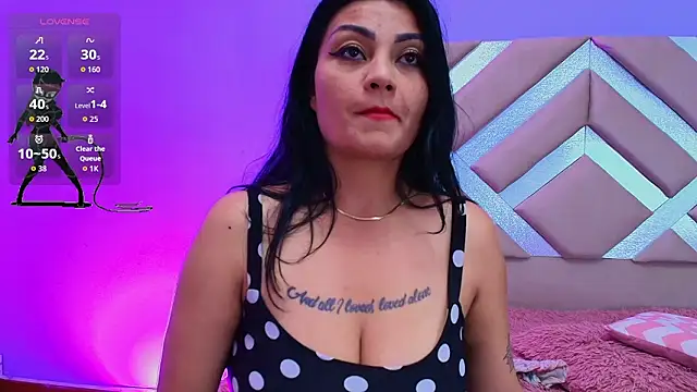 mei_kora élő XXX-chatje