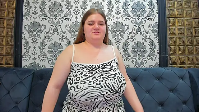 LissaBigTitts' Live XXX Chat