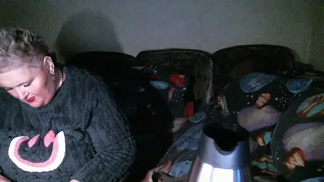 Lana555のライブXXXチャット