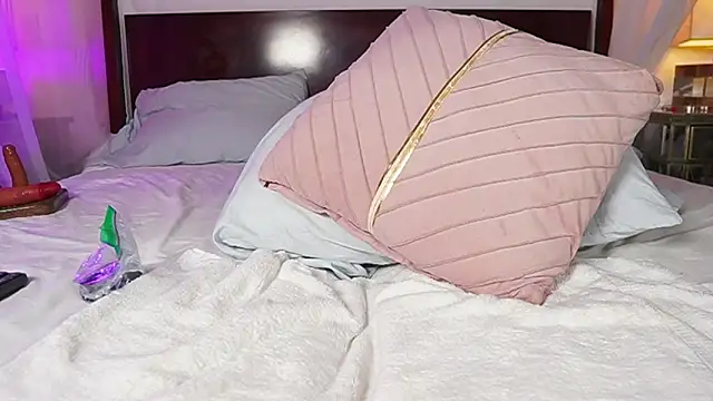 Katyerave 라이브 XXX 채팅