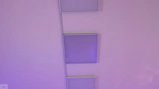 Jules_night: διαδικτυακό σόου στην κάμερα