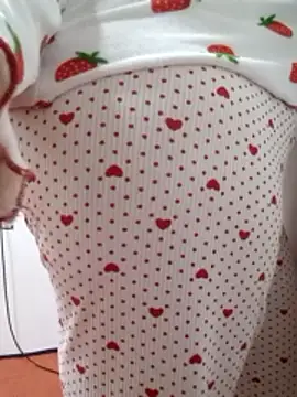 Bombamom Chat XXX live