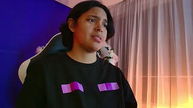 Živý XXX chat Emmapark_