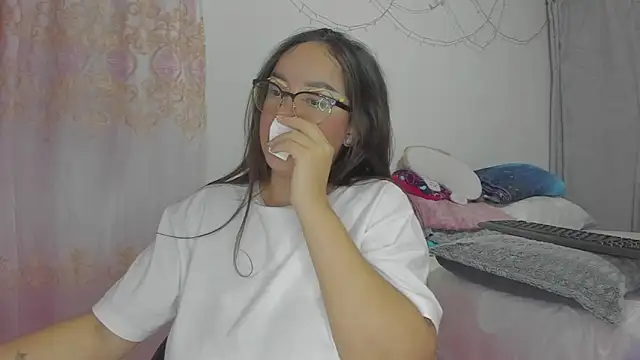 HARLEYNAPIER's Live XXX Chat