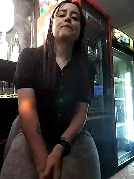 دردشة karlagiraldo198 الجنسية المباشرة