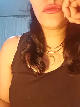 Nergiz2135 – Naživo XXX chat