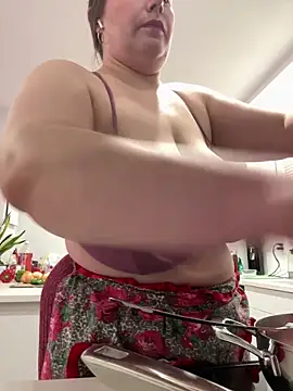 violetaurora95 Show in webcam