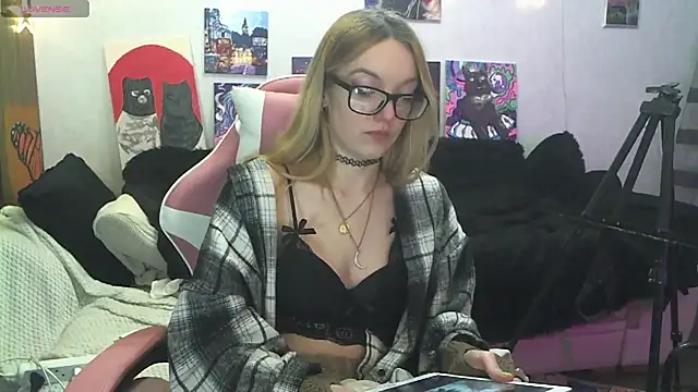 Chat +18 de SecretSophia ao vivo