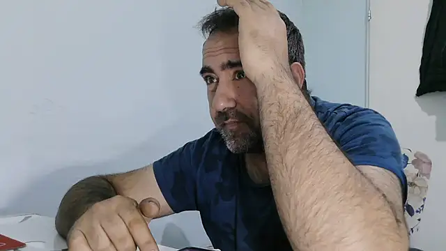 big_snakee's Live XXX Chat