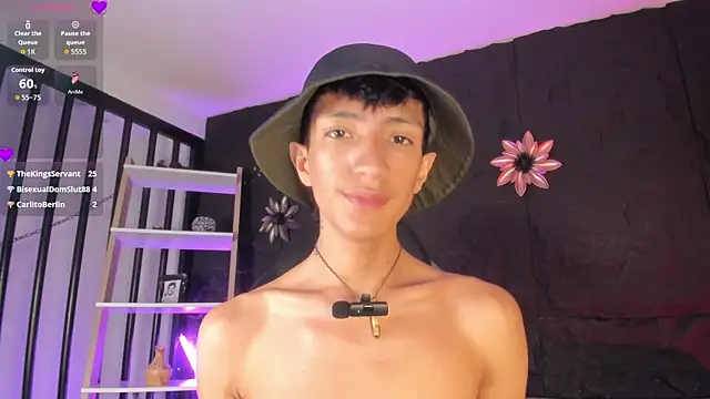 แชท XXX สดของ JohanSedas