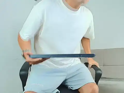 joe_and_nicolas: διαδικτυακό σόου στην κάμερα