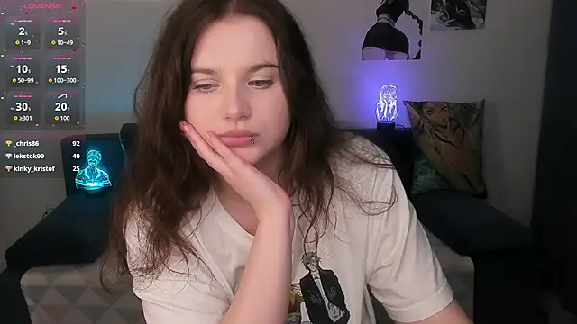 Chat +18 de chloe_dashh ao vivo