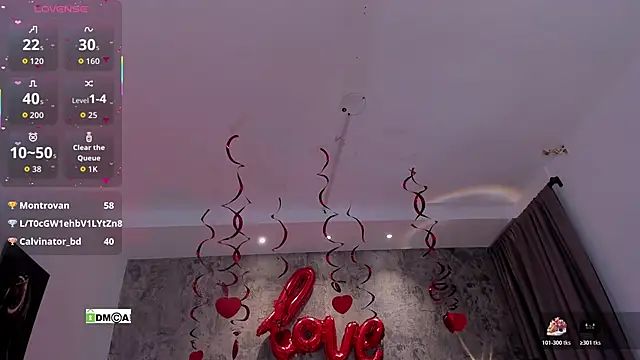 susanasmith18 Adlı Modelin Canlı XXX Sohbeti