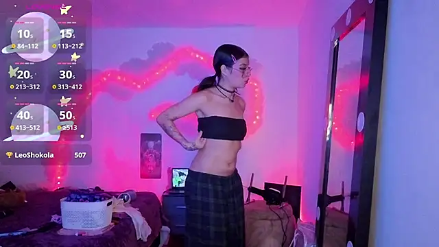 larah_uwu 라이브 XXX 채팅