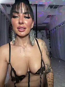 XXX chat uživo modela SofiaaMaria