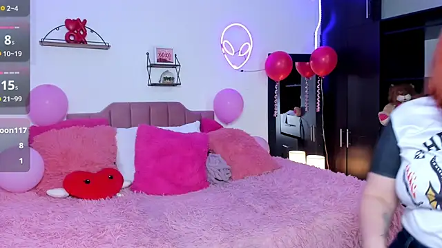 Nina_curves Adlı Modelin Canlı XXX Sohbeti