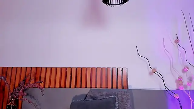 NoraDasilva's Live XXX Chat