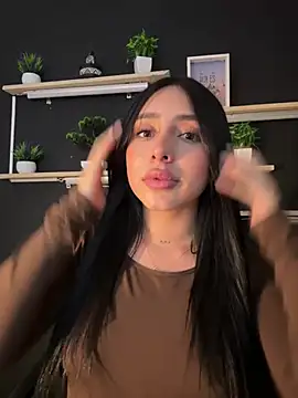 แชท XXX สดของ isabella_jade