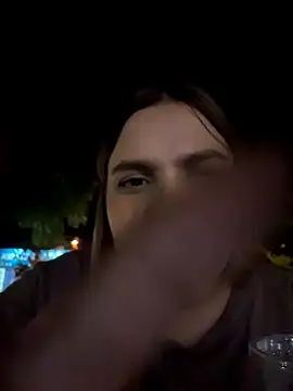 Chat +18 de Colibri_xxx ao vivo