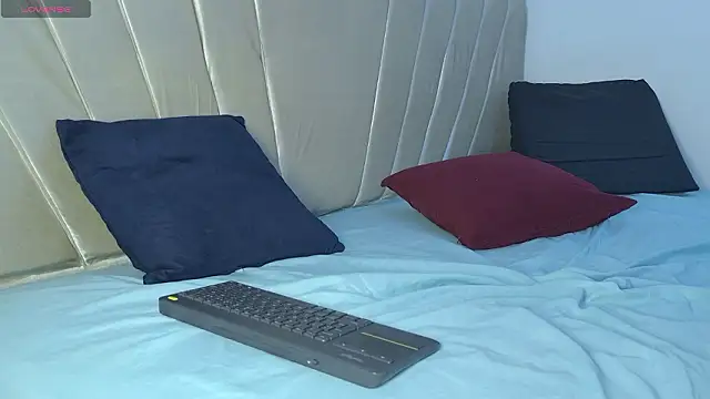 aly_n_sebas – Live XXX-chat