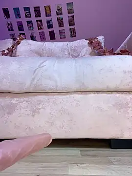 XXX chat uživo modela Rinamay_