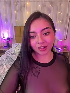 Chatroom XXX en direct de Jenifer_James