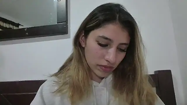 Czat XXX na żywo – AliceTeenager___