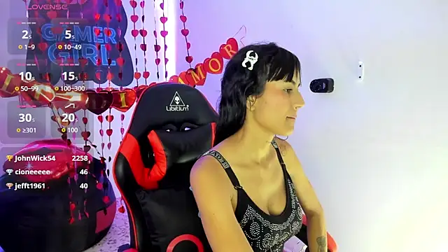 Czat XXX na żywo – LauraBlush