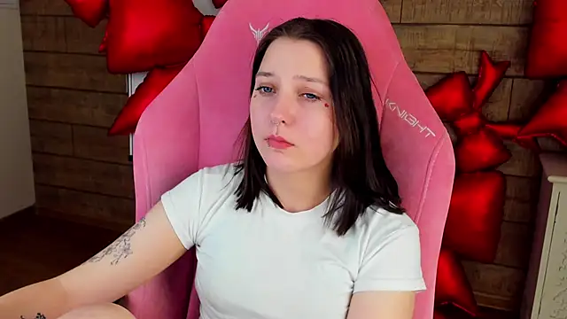 TinnaBurtonのライブXXXチャット