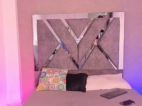 Pertunjukan Kamera Web leenox_nexus