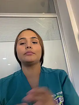 Noa_Harper- 即時 XXX 聊天