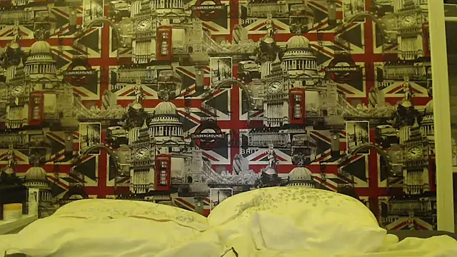 عرض كام Lynylou