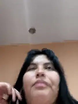 Hinae_のライブXXXチャット