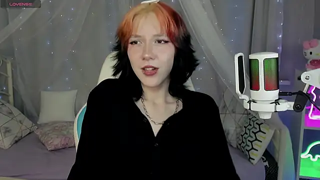 Chat +18 de JessieRich ao vivo