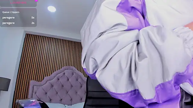 XXX chat uživo modela SelenaStonne