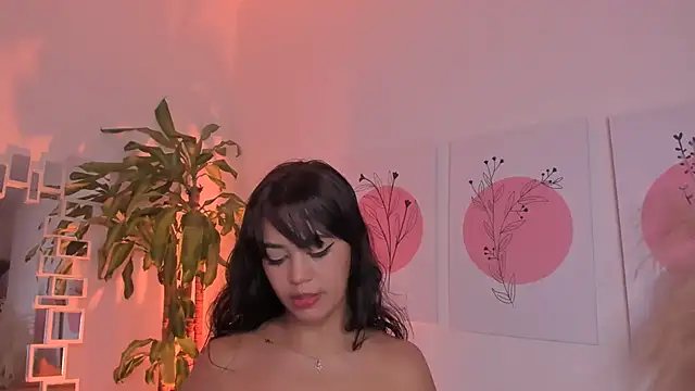 azzahara069のライブXXXチャット