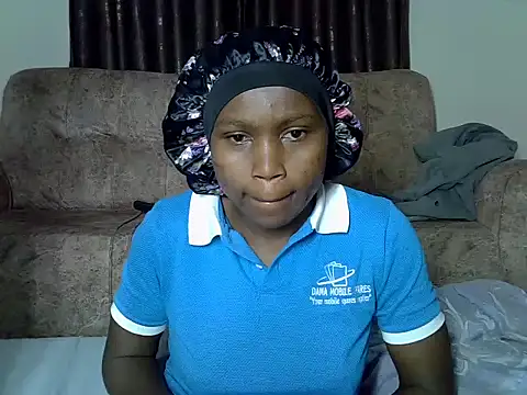 AurelAda Adlı Modelin Web Kamerası Şovu