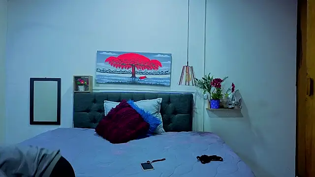 Dulce_charlottee Webcam show