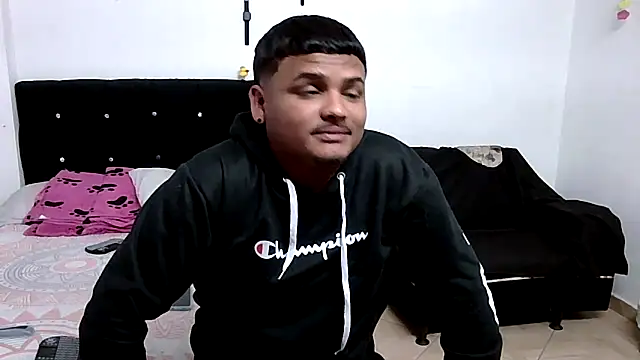 Boycuriousxxx 라이브 XXX 채팅