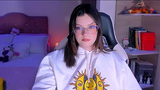 Chat XXX en directo de OphelianaRose33