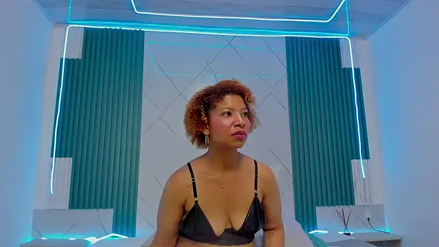 Shantall-blue 라이브 XXX 채팅