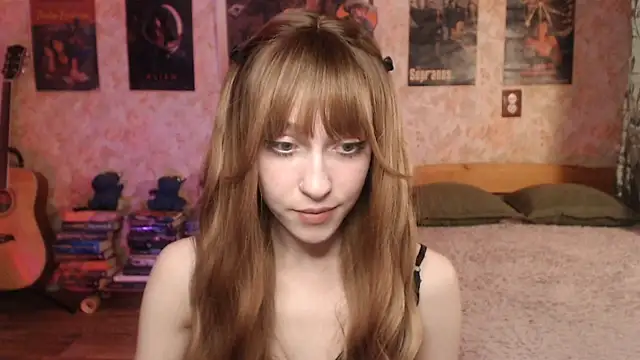 Chat +18 de Friendly_Ellie ao vivo