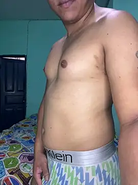 Pokazy przed kamerką – Loaisn