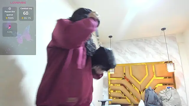 แชท XXX สดของ Luciifeer_