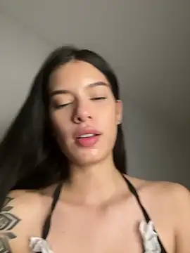 giasteele: онлайн-секс-чат