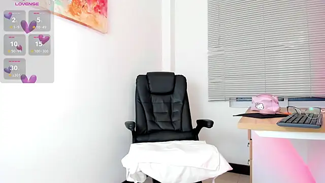 Tanaz_xX Adlı Modelin Canlı XXX Sohbeti