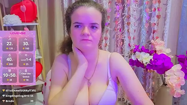 Show modela Luisa_Rosee na web-kameri