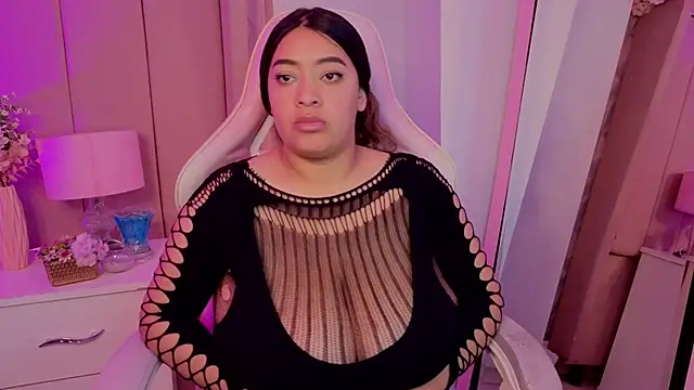 Онлайн чат XXX MollyBigBoobs12