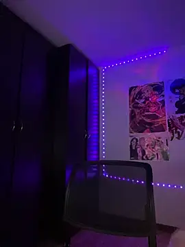 Hinatamoon_ Adlı Modelin Canlı XXX Sohbeti